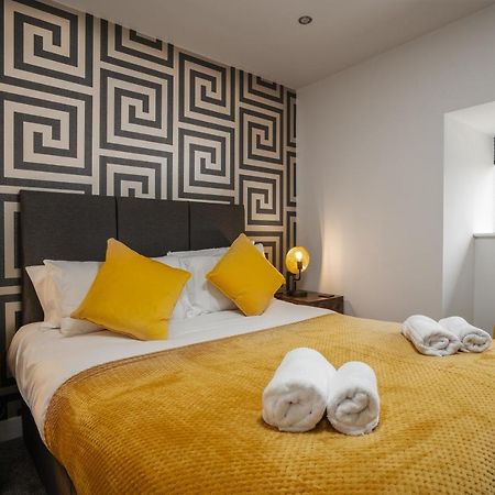 Victoria Home - 2 Bedroom Wi-Fi Parking Workers 海德 外观 照片